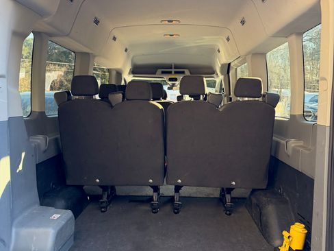 Used 2015 Ford Transit 350 XLT image 11
