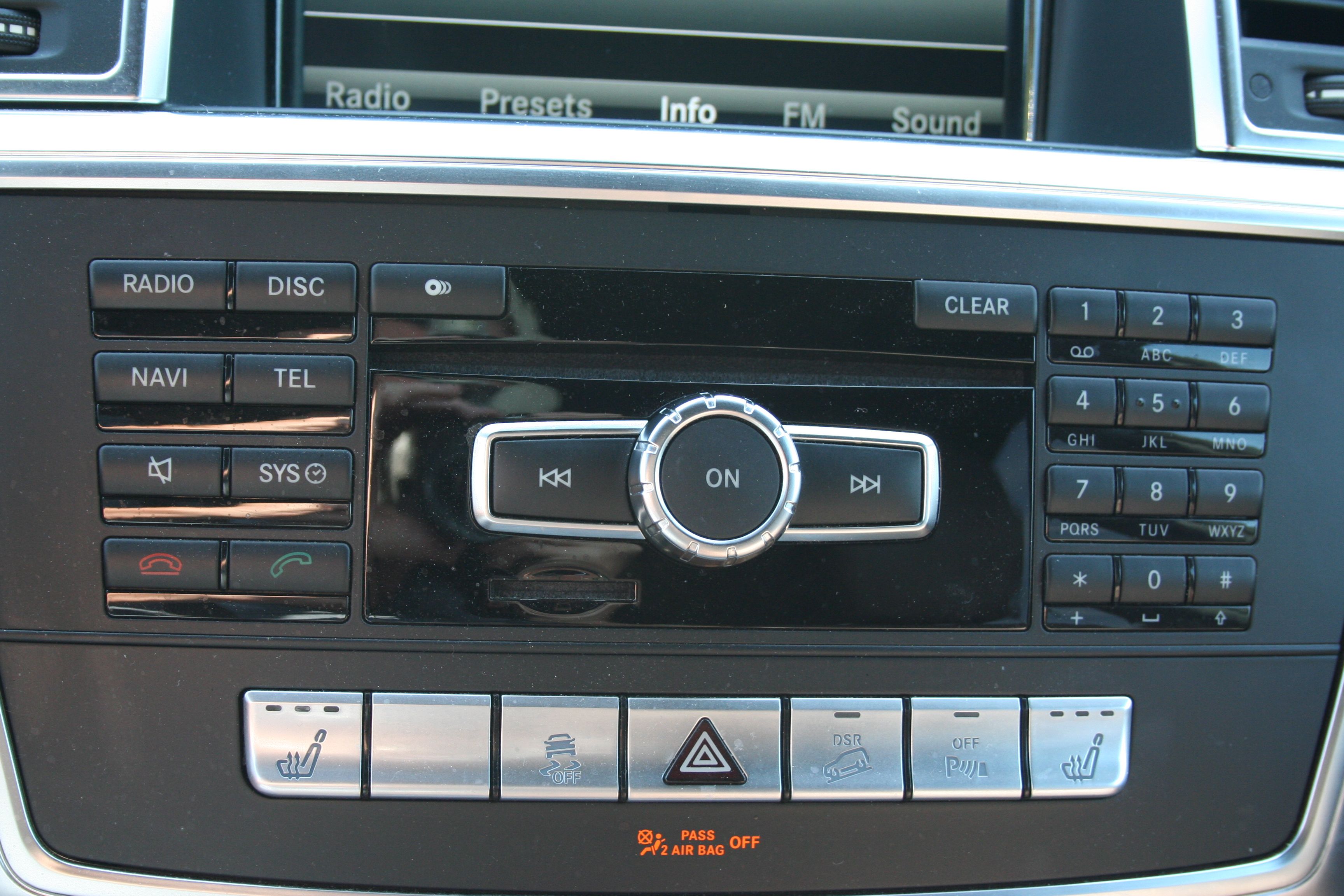 Used 2013 Mercedes-Benz ML 550 4MATIC image 22
