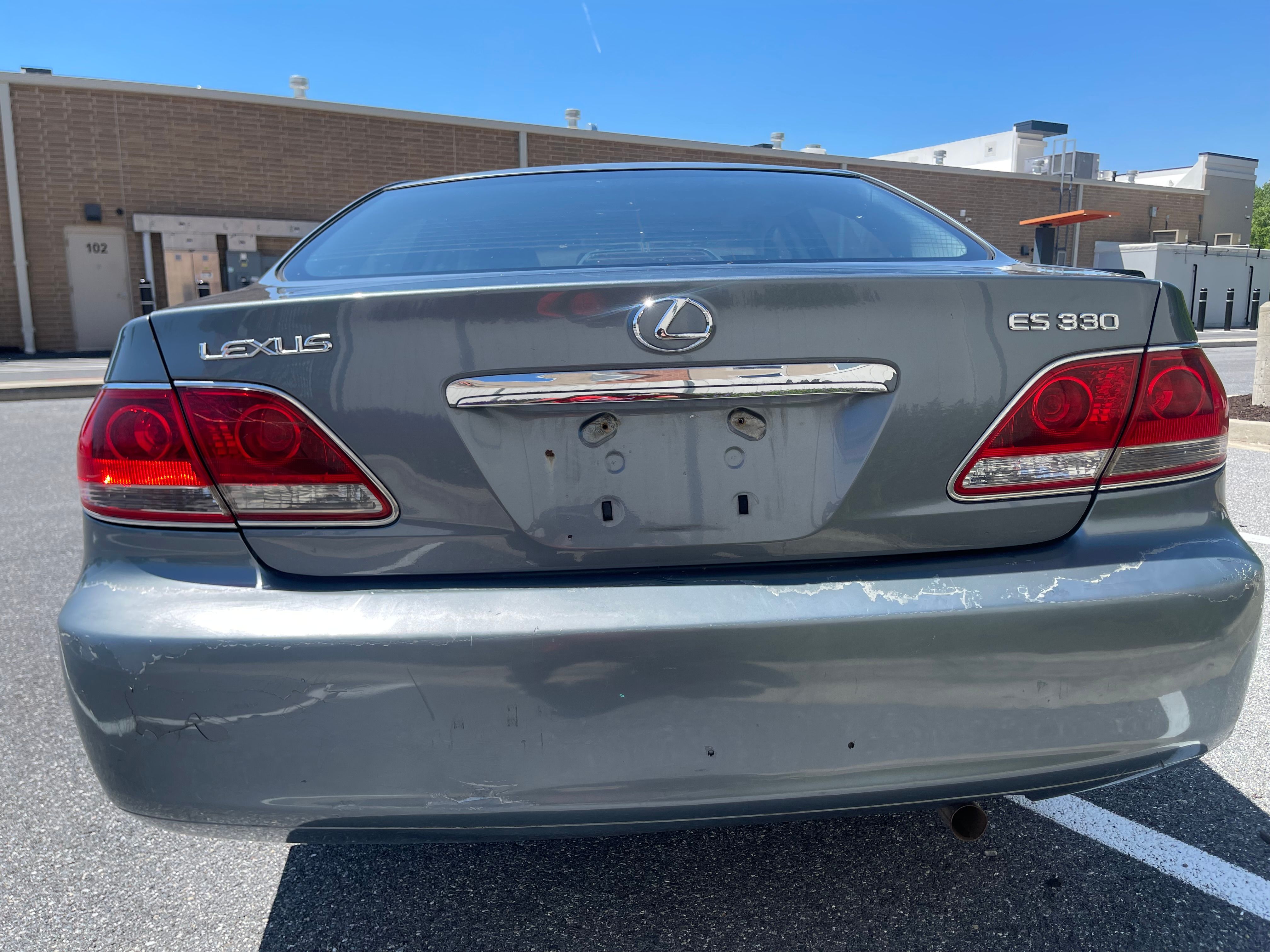 Used 2005 Lexus ES 330 FWD image 8