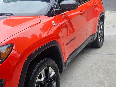 Used 2017 Jeep Compass Trailhawk w/ Leather Interior Group AWD/4WD image 8