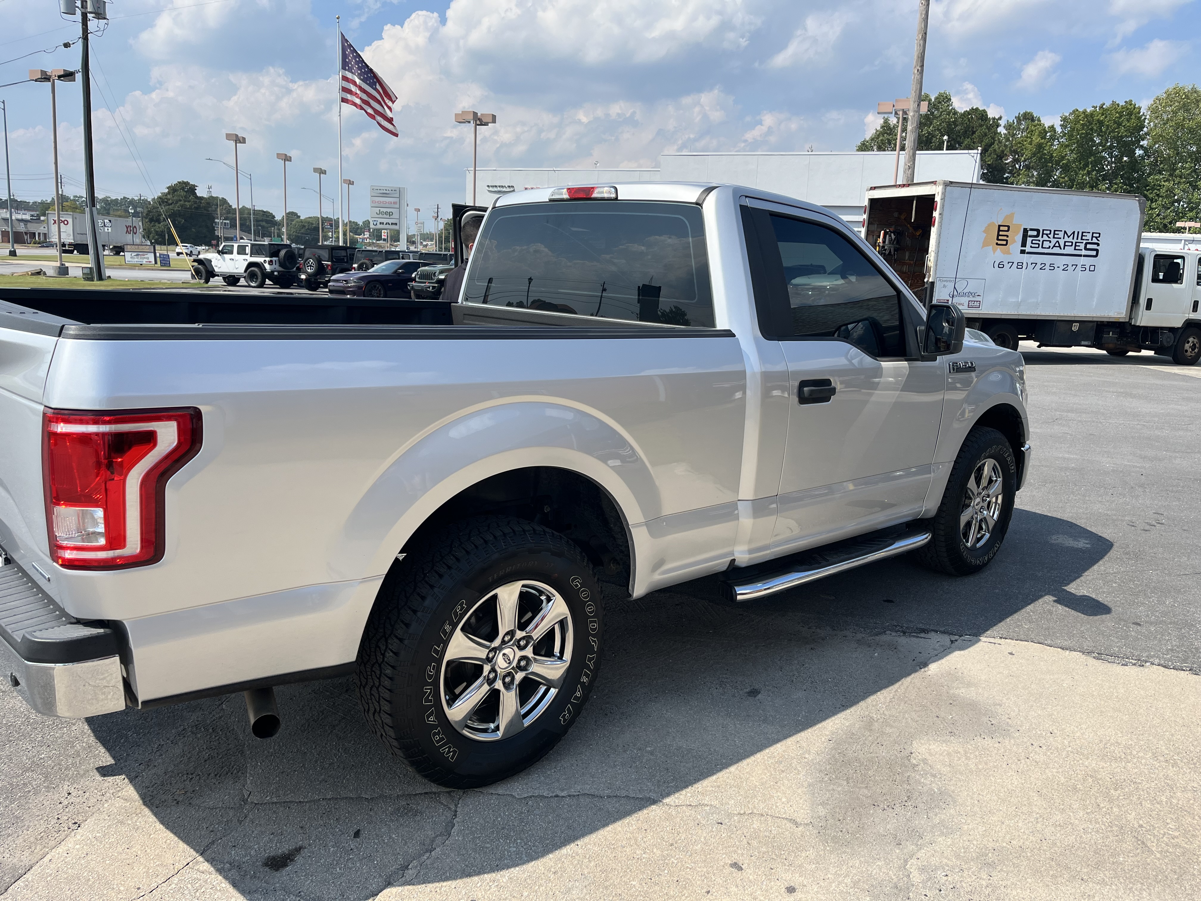Used 2015 Ford F150 XL w/ Equipment Group 101A Mid RWD image 5