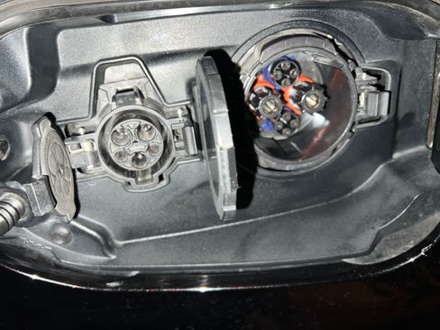 Used 2020 Mitsubishi Outlander GT image 22