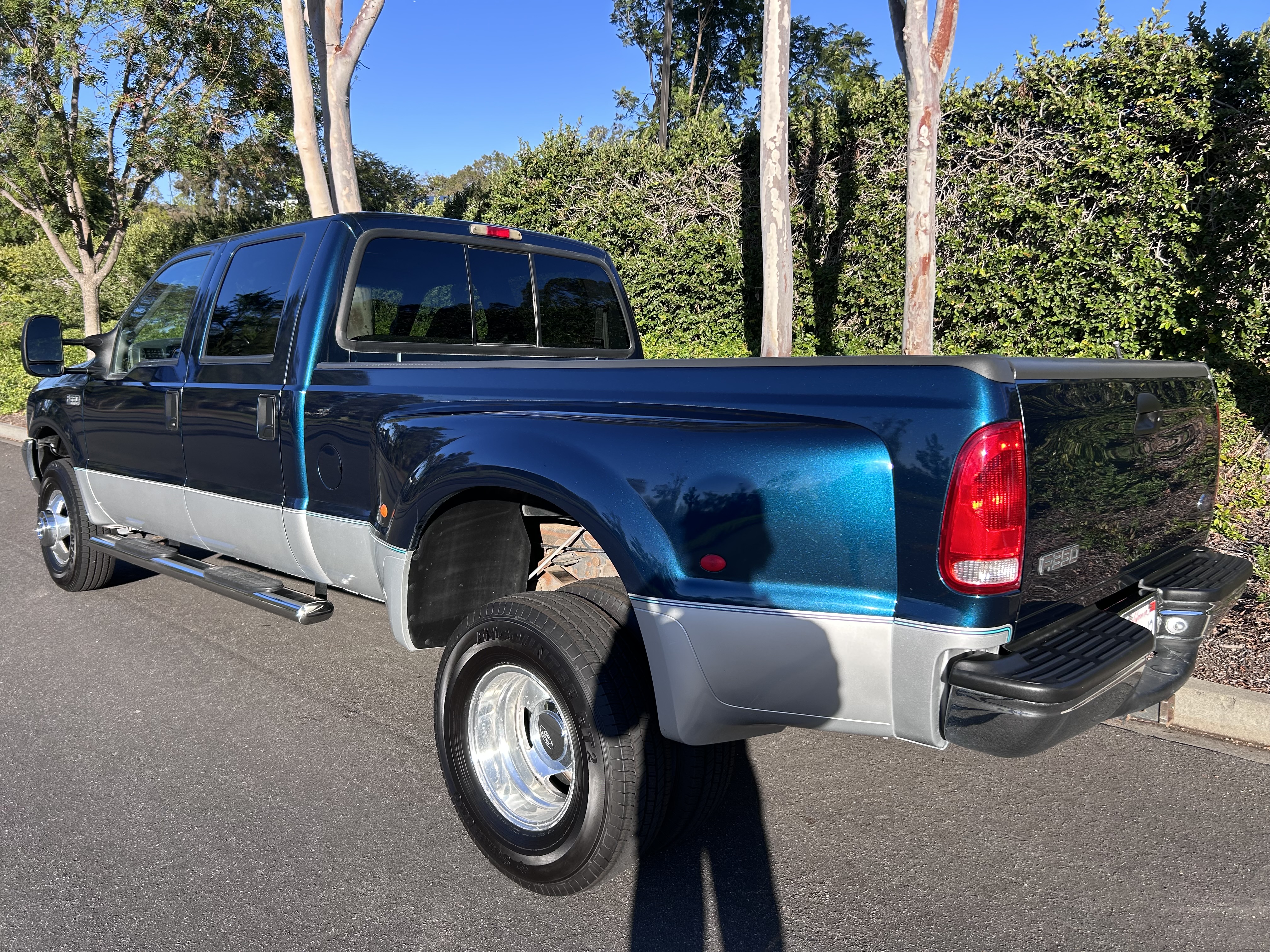 Used 1999 Ford F350 4x4 Crew Cab DRW Super Duty image 16