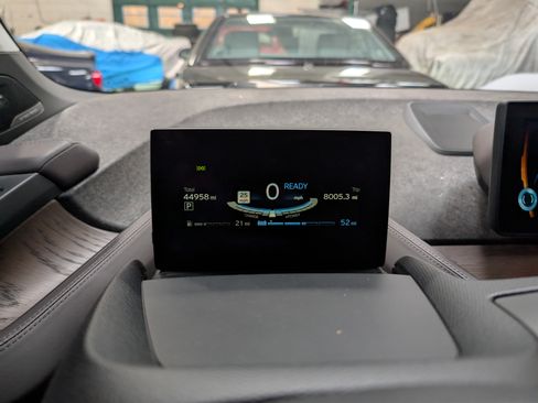 Used 2017 BMW i3 w/ Range Extender image 23