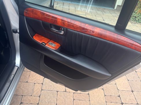 Used 2004 Lexus LS 430 image 13