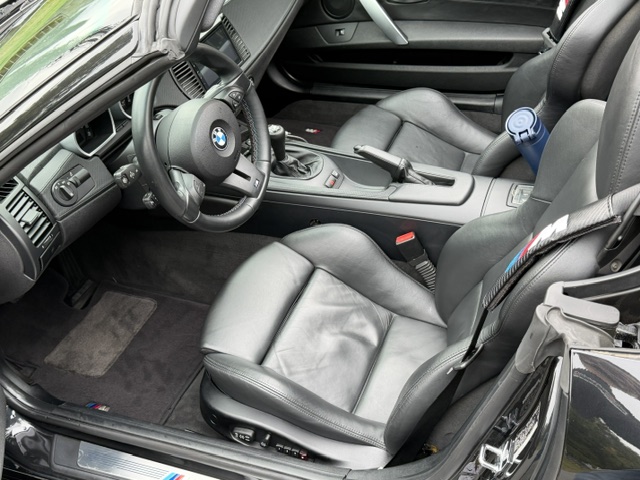 Used 2006 BMW M Roadster RWD image 5