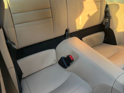 Used 2024 Porsche 911 Carrera image 18