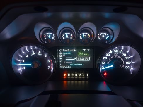 Used 2015 Ford F250 XLT w/ XLT Value Package image 31