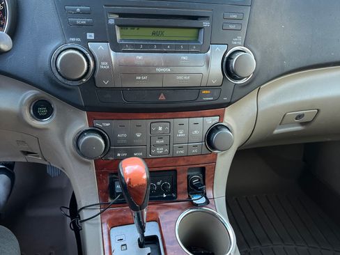 Used 2008 Toyota Highlander Limited image 14