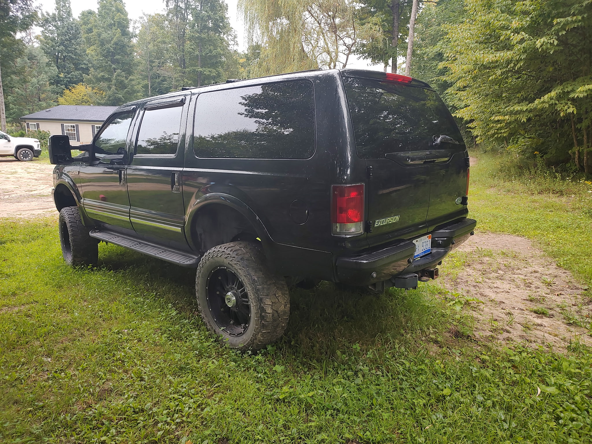 Used 2002 Ford Excursion Limited AWD/4WD image 4