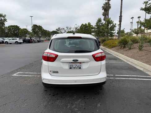 Used 2016 Ford C-MAX Energi SEL FWD image 4