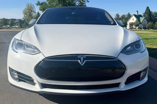 Used 2015 Tesla Model S 85D AWD/4WD image 8