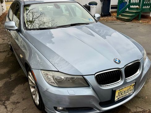 Used 2011 BMW 328i xDrive 328i xDrive Sedan 4D image 6