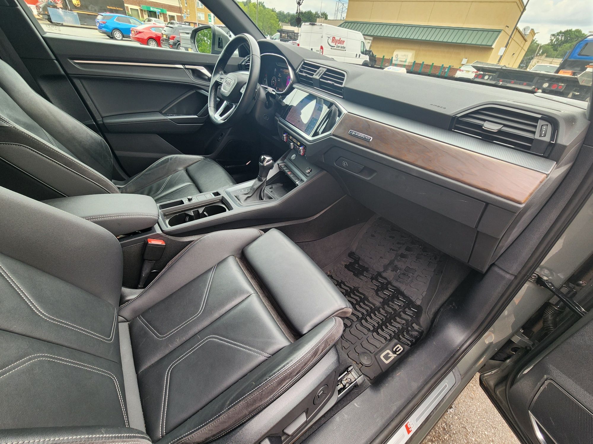Used 2019 Audi Q3 2.0T Premium Plus AWD/4WD image 20