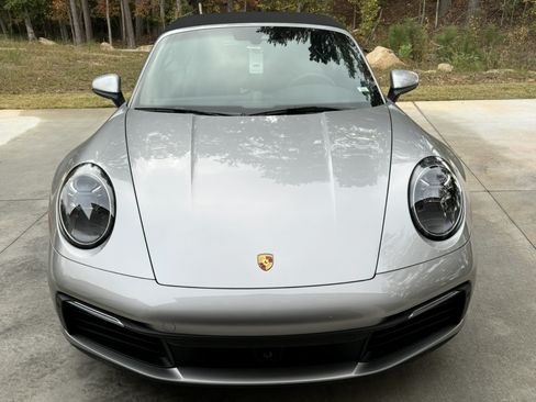 Used 2020 Porsche 911 Carrera S RWD image 2