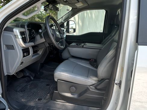 Used 2025 Ford F250 XL w/ XL Driver Assist Package AWD/4WD image 9