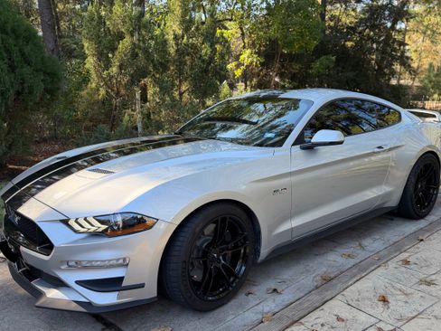Used 2019 Ford Mustang GT Premium w/ GT Performance Package image 15