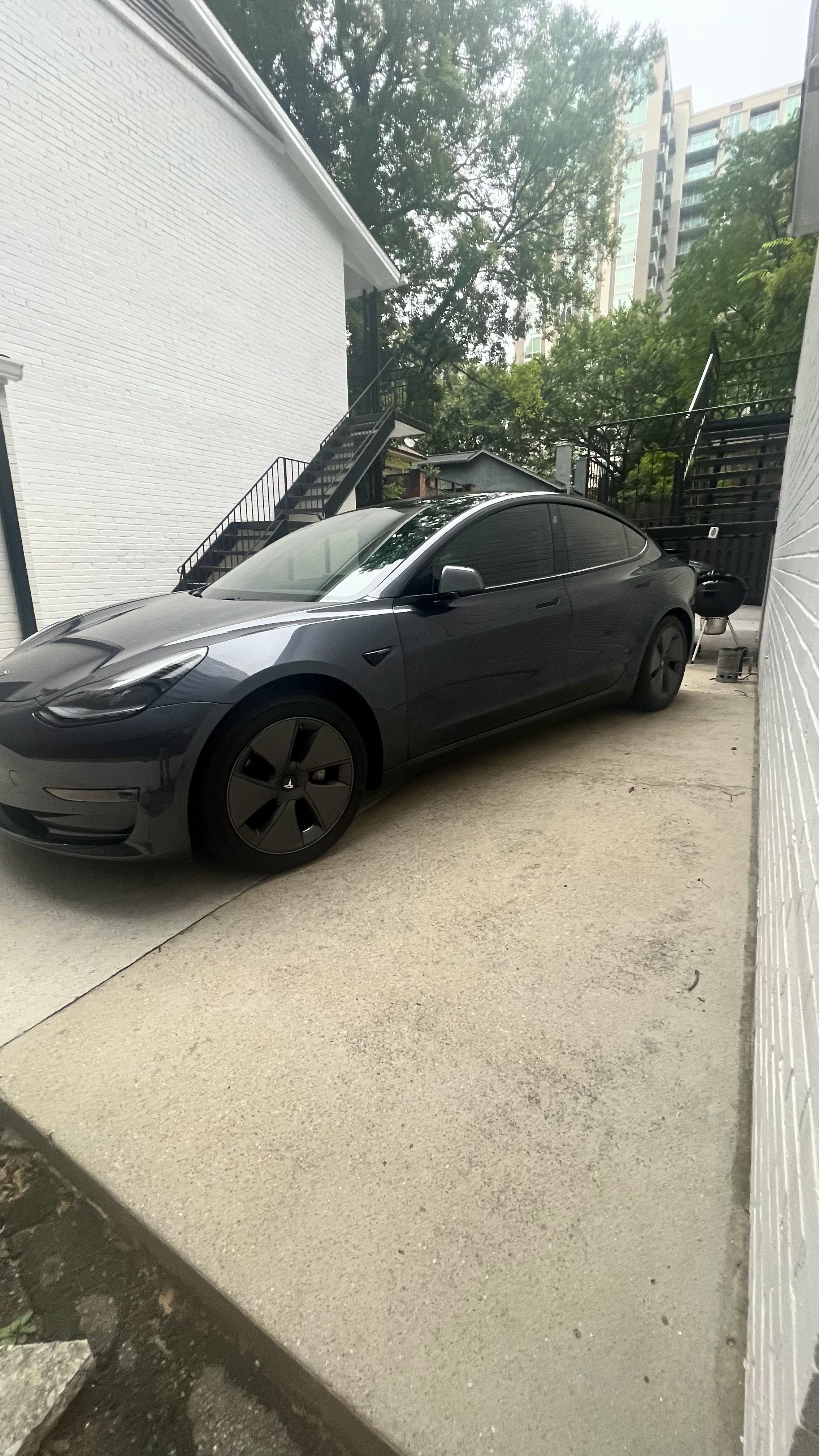 Used 2021 Tesla Model 3 Standard Range Plus RWD image 4