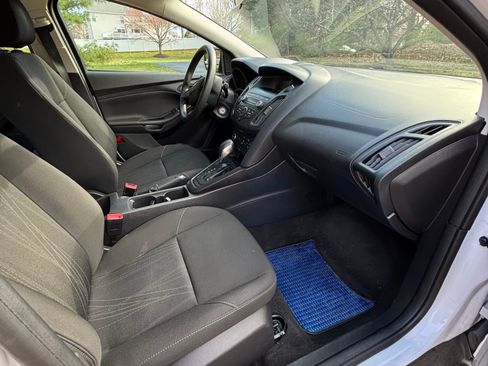 Used 2018 Ford Focus S image 12