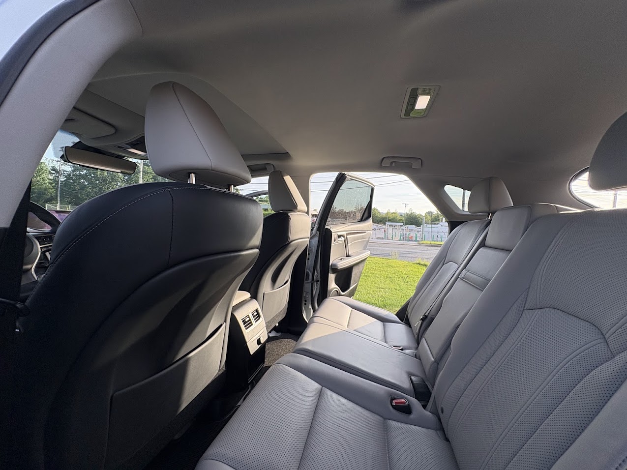 Used 2018 Lexus RX 350 AWD w/ Premium Package image 28