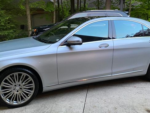 Used 2015 Mercedes-Benz S 550 S 550 4MATIC Sedan 4D image 13