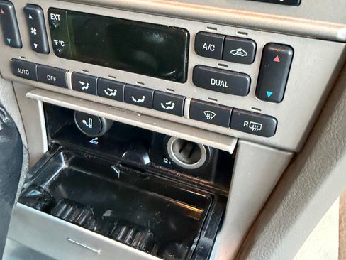 Used 2005 Lincoln LS RWD image 20