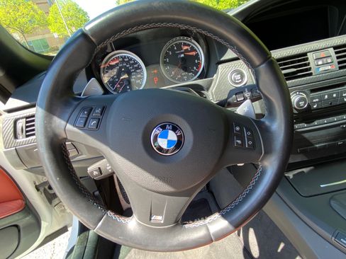 Used 2013 BMW M3 Convertible image 31
