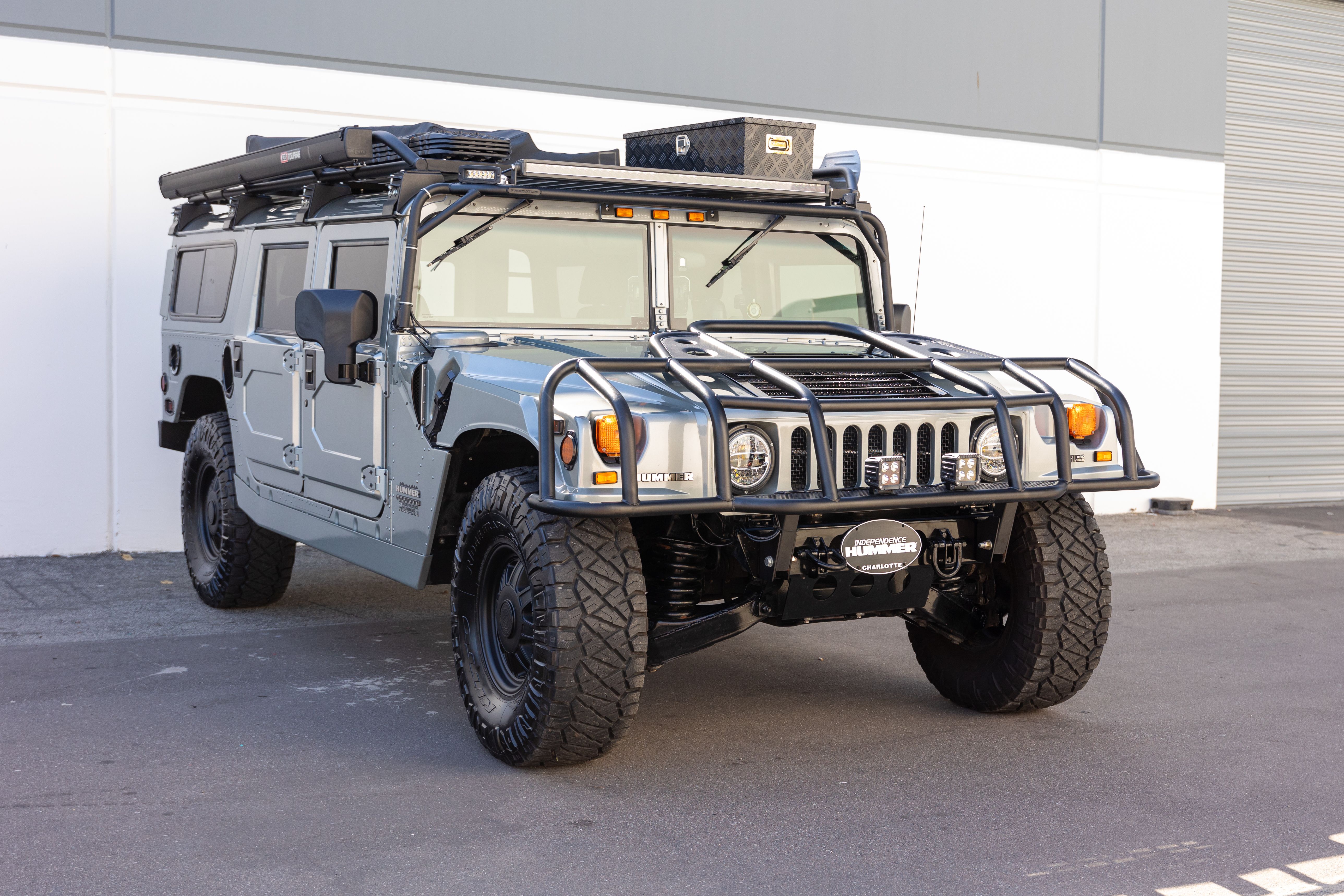 Used 2001 HUMMER H1 4-Door Wagon AWD/4WD image 2
