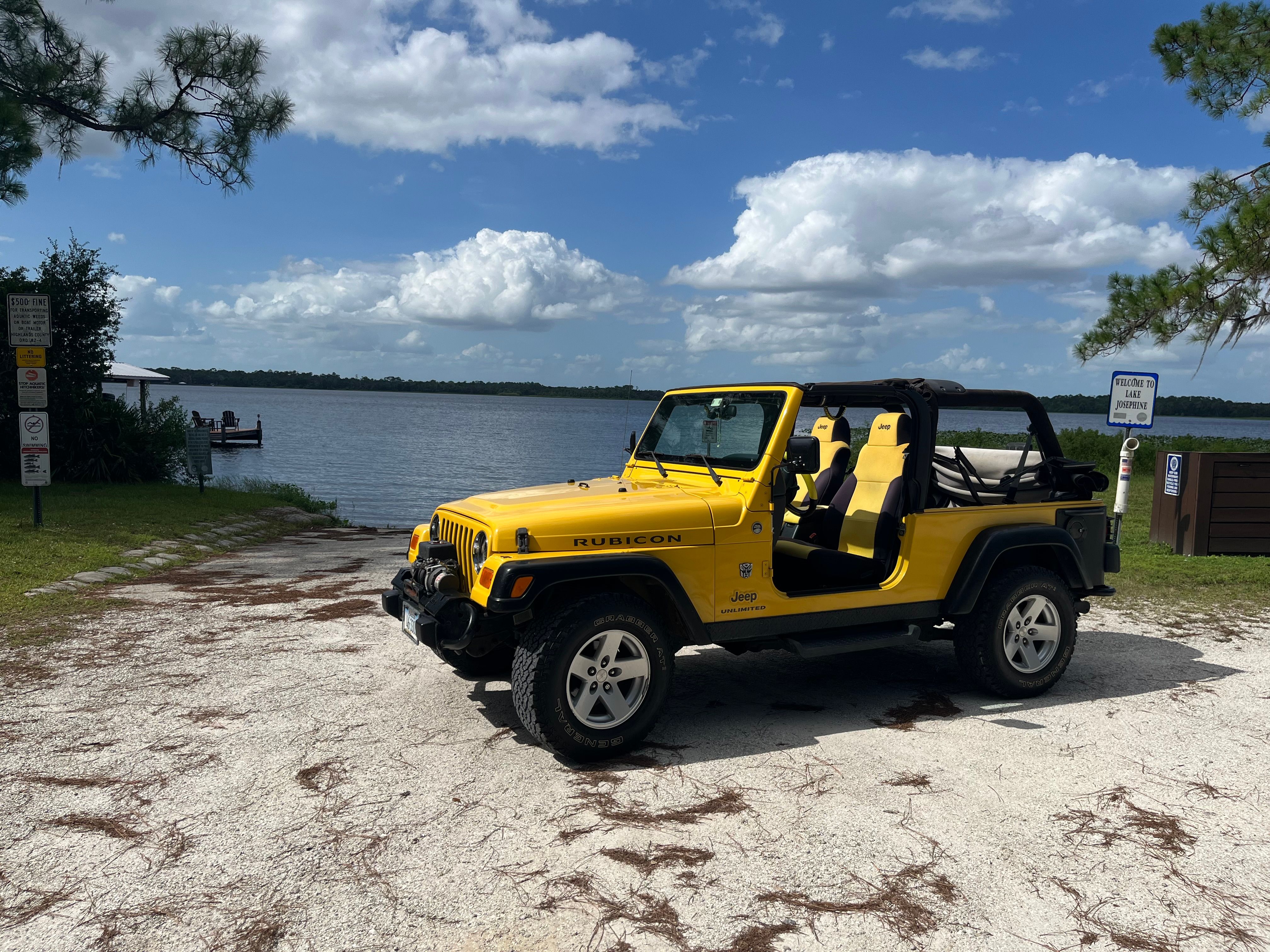 Used 2006 Jeep Wrangler Unlimited Rubicon w/ Security Group AWD/4WD image 4