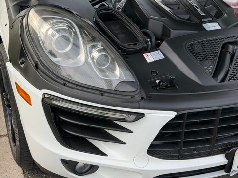 Used 2015 Porsche Macan S AWD/4WD image 25