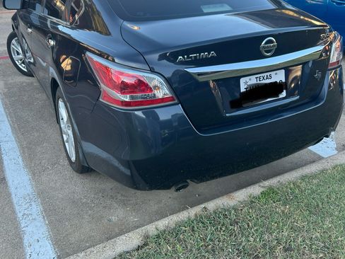 Used 2015 Nissan Altima 2.5 SV image 5