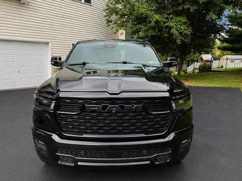 Used 2025 RAM 1500 Big Horn AWD/4WD image 1
