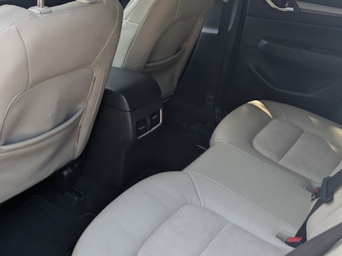 Used 2020 MAZDA CX-5 Touring FWD image 8