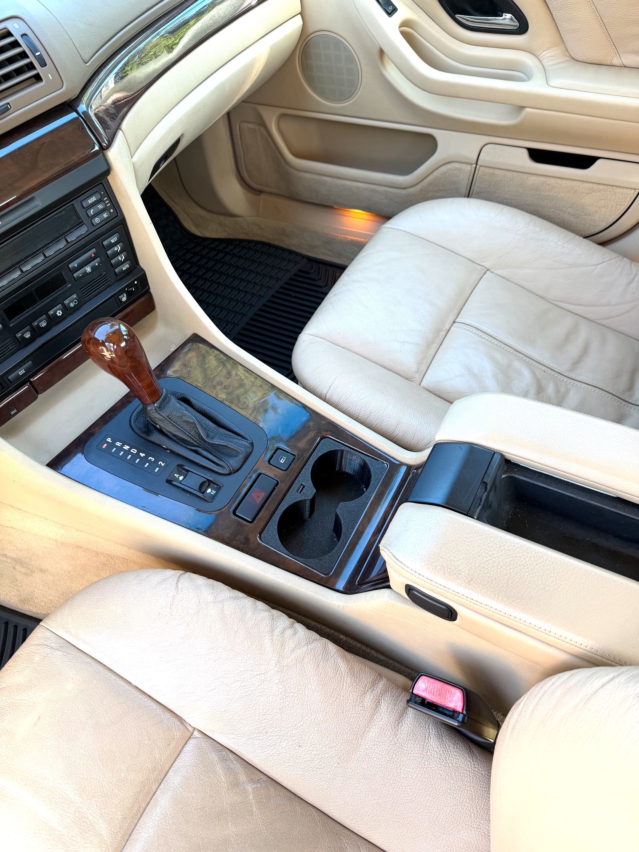 Used 1998 BMW 740i RWD image 5