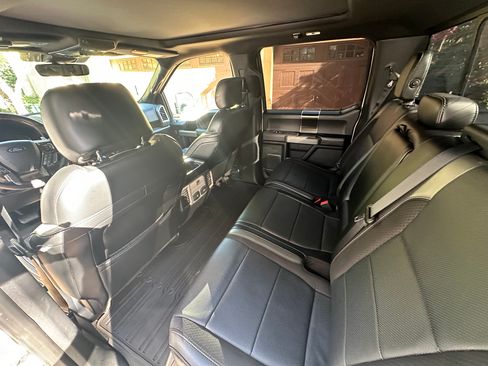 Used 2019 Ford F150 Raptor w/ Equipment Group 802A Luxury AWD/4WD image 23