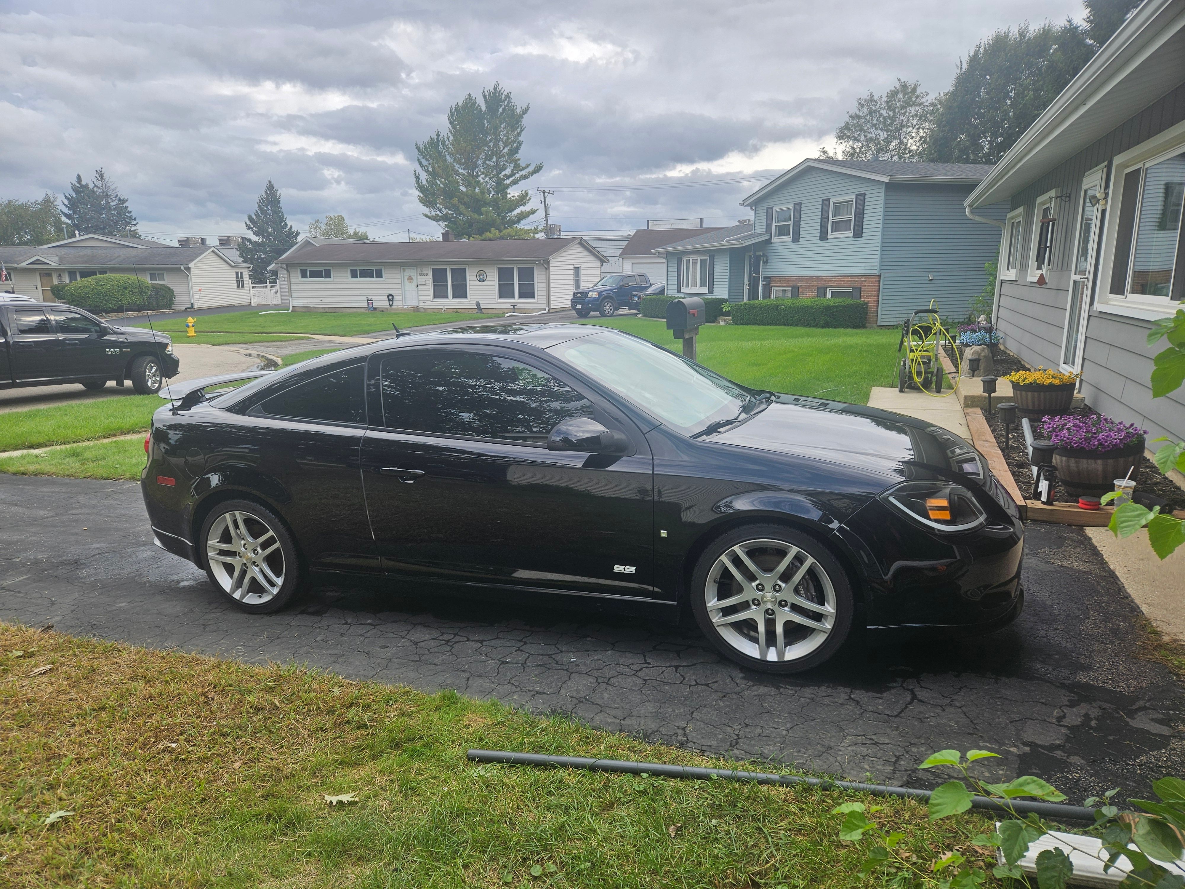 Used 2009 Chevrolet Cobalt SS FWD image 8