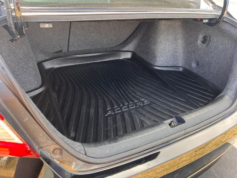 Used 2018 Honda Accord EX-L image 23