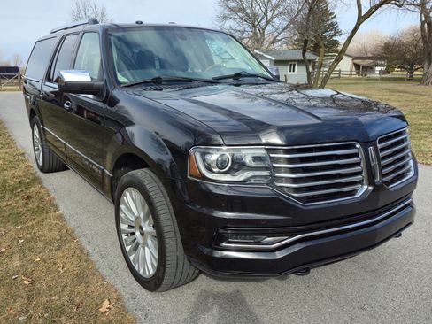 Used 2015 Lincoln Navigator L 4WD w/ Equipment Group 101A Reserve image 5