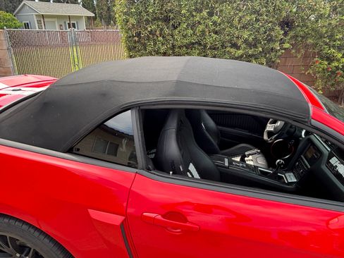Used 2012 Ford Mustang Shelby GT500 w/ SVT Performance Pkg RWD image 4