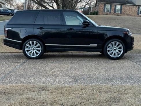 Used 2014 Land Rover Range Rover Supercharged image 4