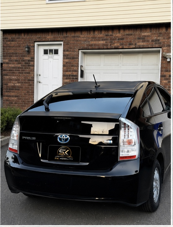 Used 2011 Toyota Prius Three FWD image 16