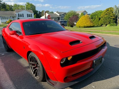 Used 2019 Dodge Challenger SRT Hellcat Redeye image 5