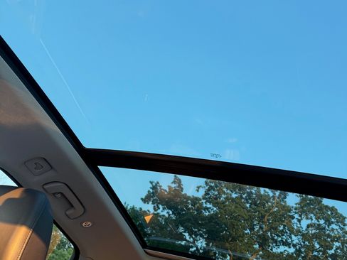 Used 2018 Audi Q7 3.0T Premium Plus w/ Premium Plus Package image 16