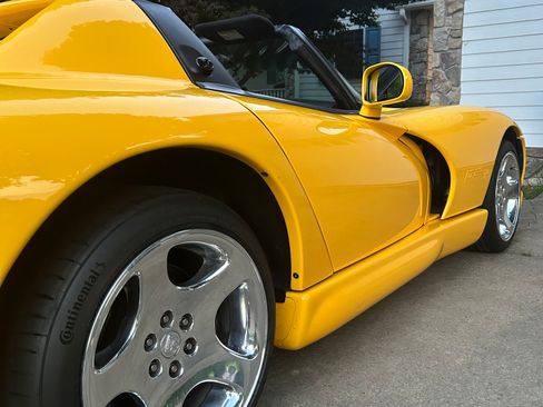 Used 2001 Dodge Viper RT/10 RWD image 8