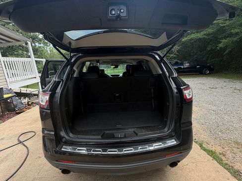 Used 2014 Chevrolet Traverse LTZ w/ LPO, 'HIT The Road' Package AWD/4WD image 11