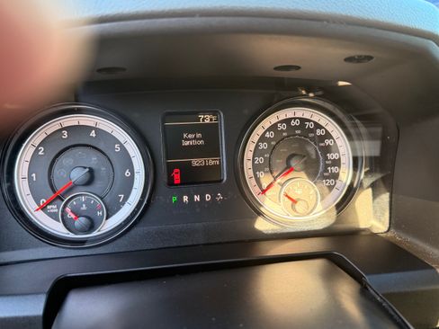 Used 2013 RAM 1500 Express image 19