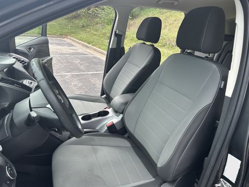 Used 2016 Ford Escape SE w/ Equipment Group 201A AWD/4WD image 20