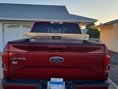 Used 2015 Ford F150 Lariat w/ Equipment Group 502A Luxury image 8