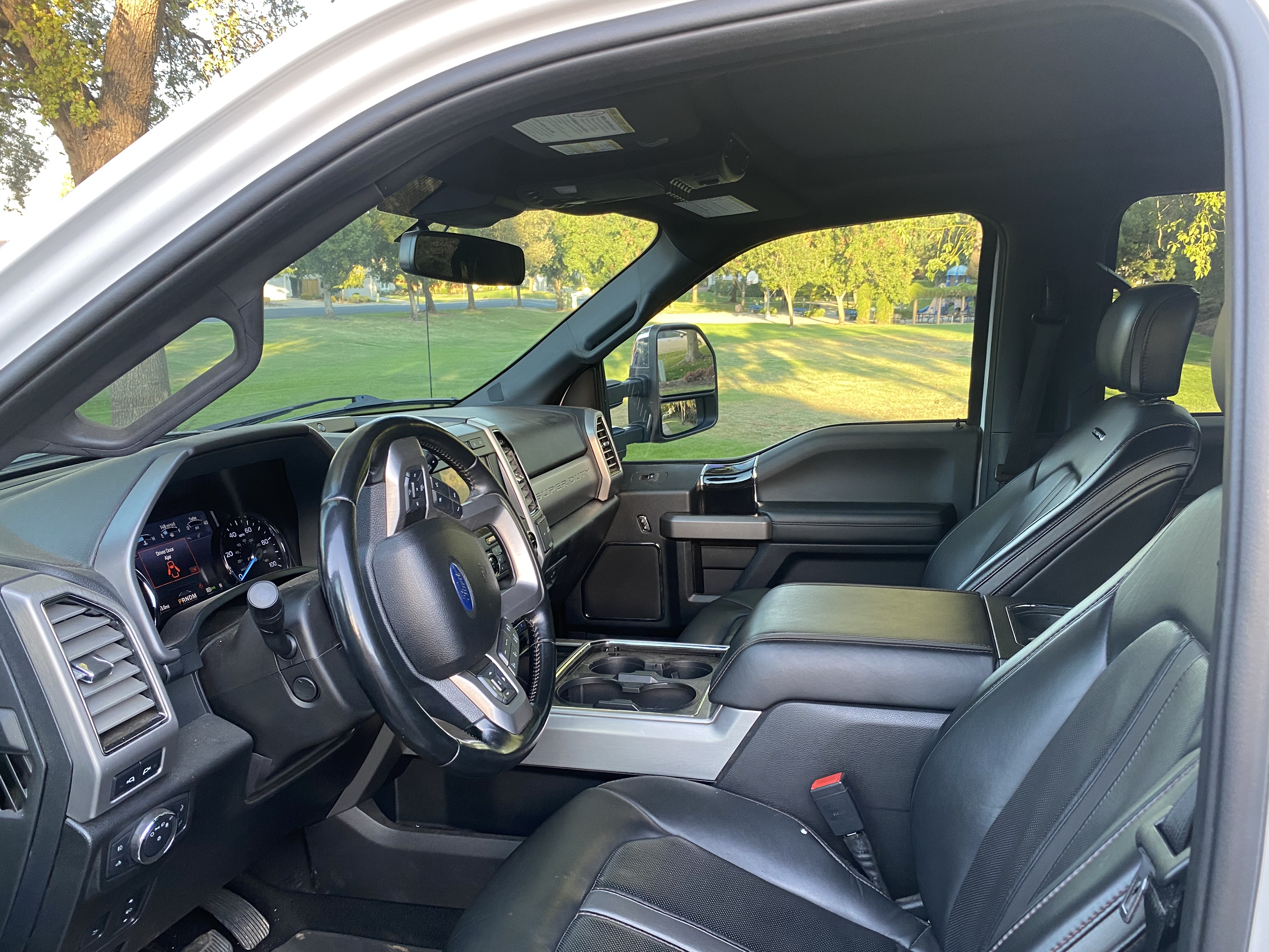 Used 2020 Ford F450 Platinum w/ FX4 Off-Road Package AWD/4WD image 9