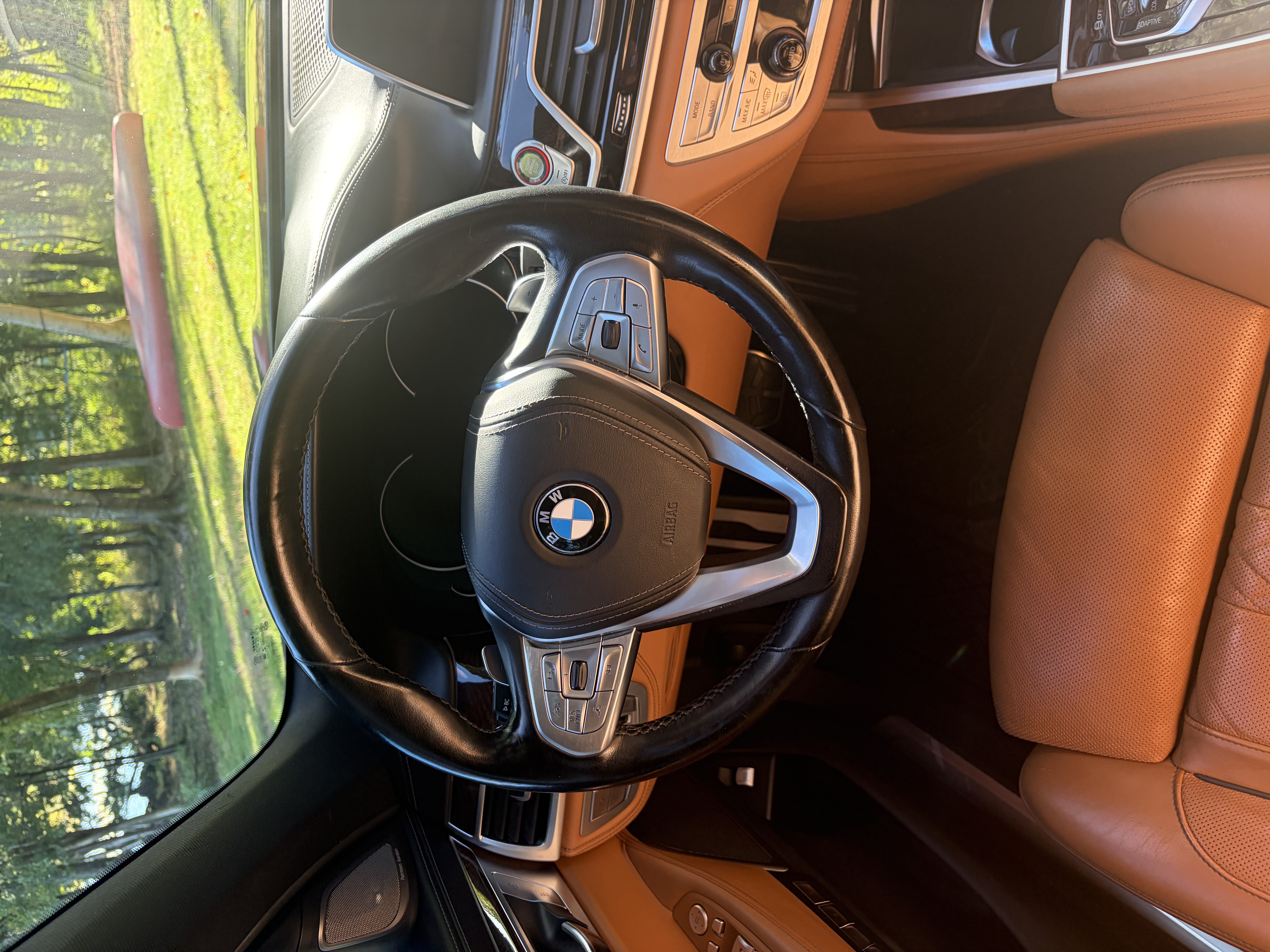Used 2018 BMW 750i xDrive AWD/4WD image 22